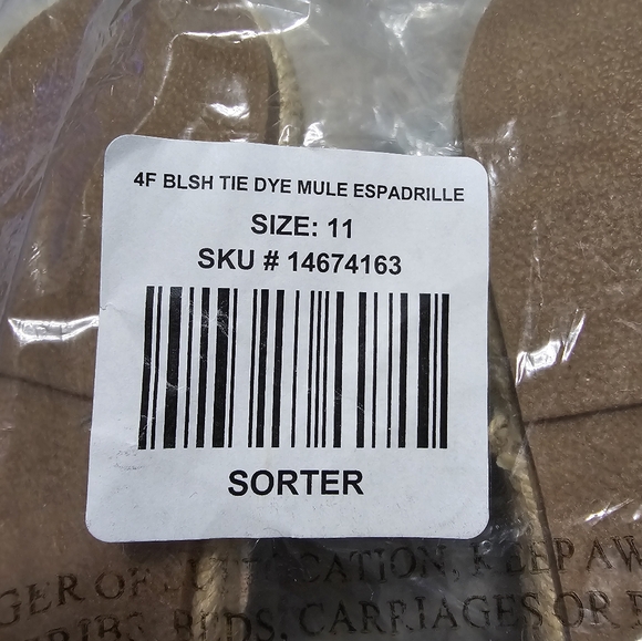 Torrid sz 11 Blush Tie Dye Mules Espadrilles NWT - Picture 3 of 5